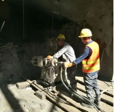 行唐水下抗分散灌浆料特点 水下不分散注浆料介绍